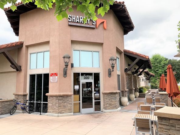 1940 Newbury Rd, Newbury Park, CA 91320